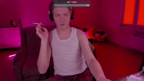 Snapshot of themikesever chatting on February 16, 7:48 am Sever online show from February 16, 7:48 am