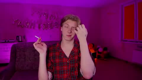 Snapshot of themikesever chatting on March 8, 7:31 pm Sever online show from March 8, 7:31 pm