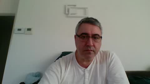 Snapshot of themohican chatting on January 7, 10:54 am Themohican online show from January 7, 10:54 am