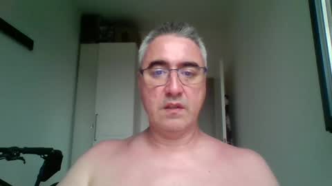 Themohican online show from May 31, 6:09 pm