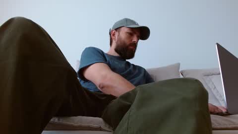 Snapshot of themonarchgoat chatting on September 20, 6:47 am TheMonarchGoat online show from September 20, 6:47 am