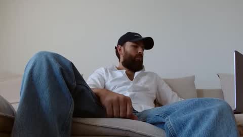 Snapshot of themonarchgoat chatting on October 10, 12:15 pm TheMonarchGoat online show from October 10, 12:15 pm