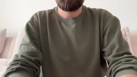 Snapshot of themonarchgoat chatting on February 6, 8:51 am TheMonarchGoat online show from February 6, 8:51 am