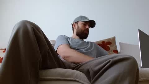 Snapshot of themonarchgoat chatting on February 13, 9:38 am TheMonarchGoat online show from February 13, 9:38 am