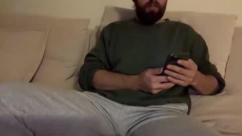 Snapshot of themonarchgoat chatting on February 16, 1:02 am TheMonarchGoat online show from February 16, 1:02 am