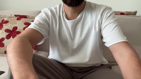 Snapshot of themonarchgoat chatting on March 21, 8:52 am TheMonarchGoat online show from March 21, 8:52 am