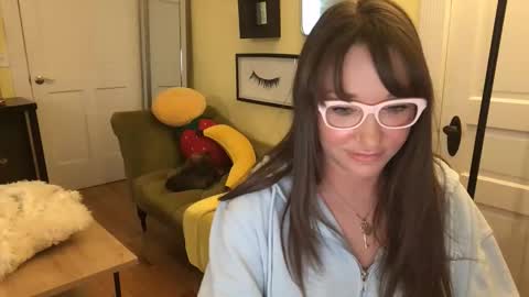 Cach Nelson online show from March 17, 1:58 pm