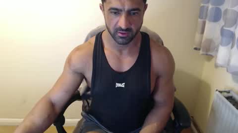 Snapshot of themusclefactory chatting on October 14, 7:03 pm TheMuscleFactory online show from October 14, 7:03 pm