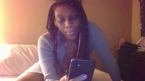 Snapshot of thenaturalgoddess chatting on January 20, 1:18 am TheNaturalGoddess online show from January 20, 1:18 am