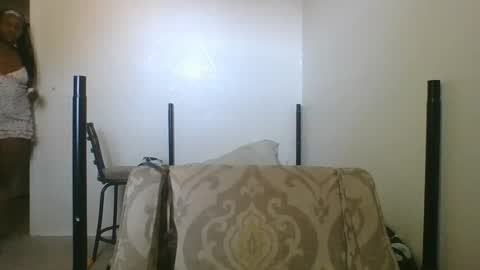 Snapshot of thenaturalgoddess chatting on October 27, 5:28 pm TheNaturalGoddess online show from October 27, 5:28 pm