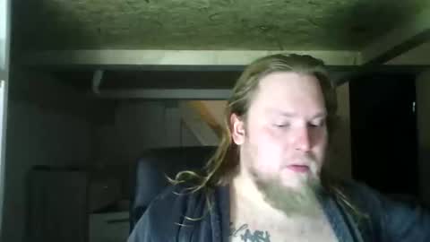 Snapshot of thenewdude1992 chatting on February 9, 7:30 pm thenewdude1992 online show from February 9, 7:30 pm