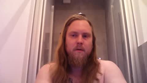 thenewdude1992 online show from November 7, 7:47 pm