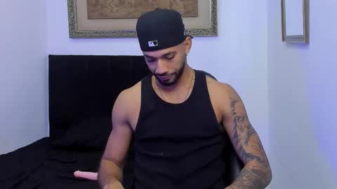 Theo Sky online show from October 11, 9:02 pm