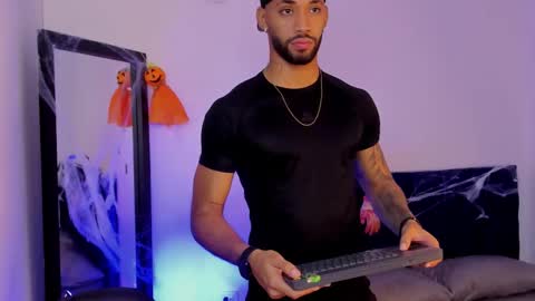 Theo Sky online show from October 30, 3:13 pm