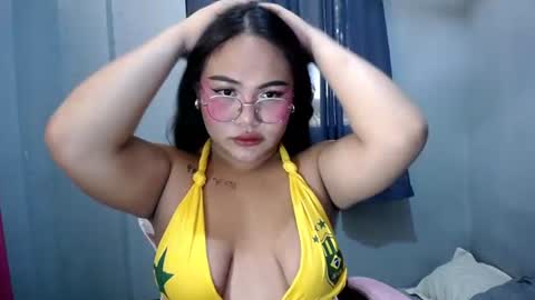 FRANCINE online show from June 28, 1:33 am