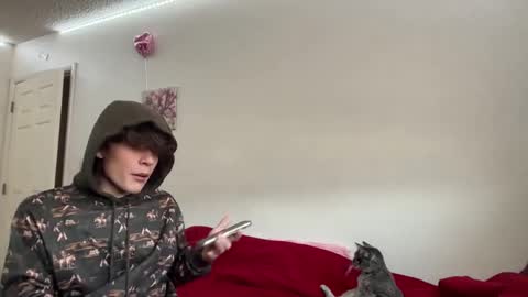 Astrid online show from April 8, 10:21 pm