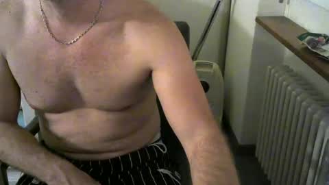 Snapshot of theoone7891 chatting on February 11, 8:52 pm theoone7891 online show from February 11, 8:52 pm