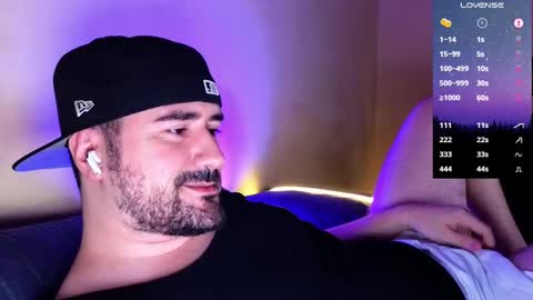 Snapshot of theoravi chatting on February 26, 4:03 am Theo Ravi online show from February 26, 4:03 am