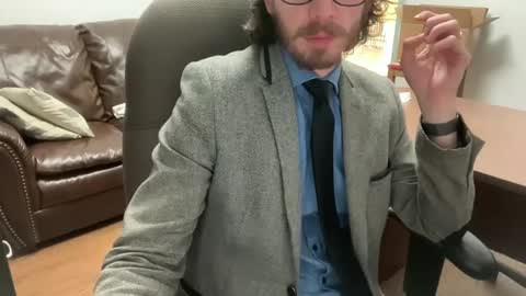 Snapshot of theotherfrancobro chatting on December 8, 1:46 am BuellerBueller online show from December 8, 1:46 am