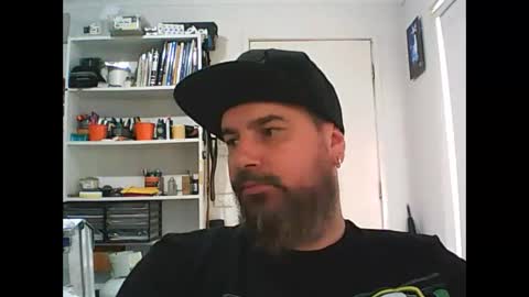 aussiebeard online show from December 18, 12:43 am