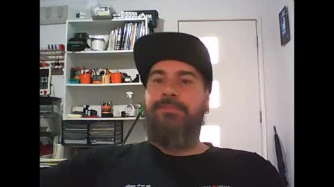 aussiebeard online show from January 15, 12:30 am