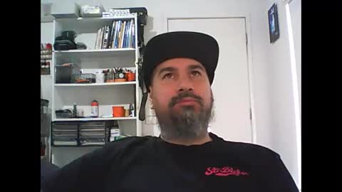 aussiebeard online show from November 19, 1:05 am