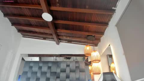 Snapshot of thepam_boobs chatting on February 18, 11:06 am Pamela online show from February 18, 11:06 am