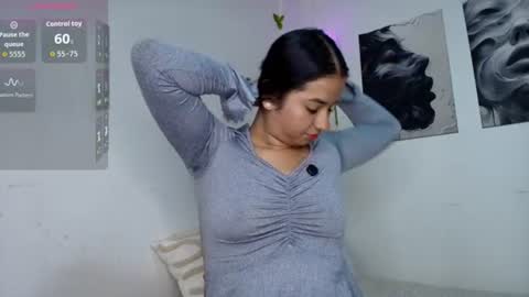 thepeach_ online show from June 13, 7:01 pm