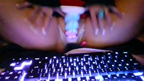 the peach princess  online show from July 23, 8:01 am
