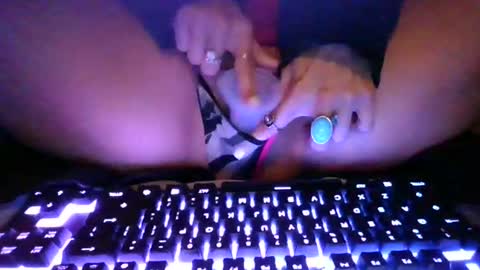 the peach princess  online show from July 27, 7:48 am