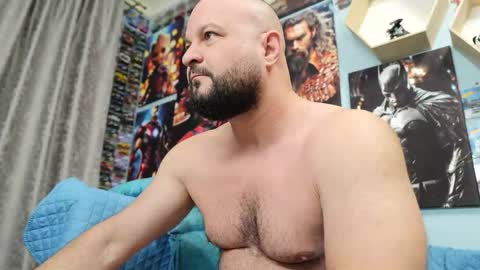 Chris online show from October 4, 5:16 am