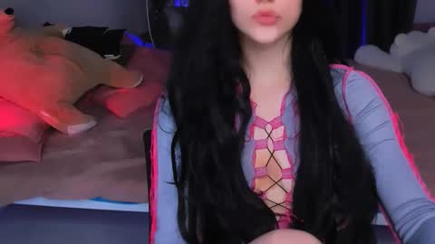 Snapshot of thepretty_kitty chatting on October 21, 4:51 pm thepretty_kitty online show from October 21, 4:51 pm