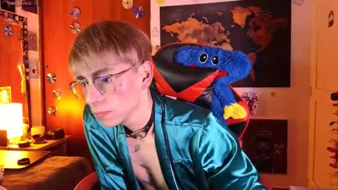 Matt independent model  online show from April 21, 1:42 am