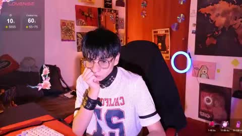 Matt independent model  online show from May 9, 7:08 pm