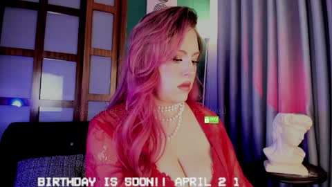 Snapshot of theprincess_rosee chatting on April 7, 3:18 am Rosie online show from April 7, 3:18 am