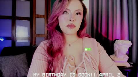 Snapshot of theprincess_rosee chatting on April 11, 5:01 am Rosie online show from April 11, 5:01 am