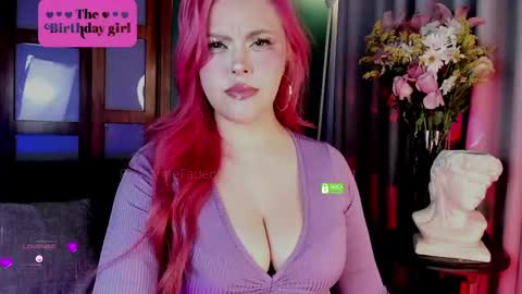 Snapshot of theprincess_rosee chatting on April 24, 3:31 am Rosie online show from April 24, 3:31 am