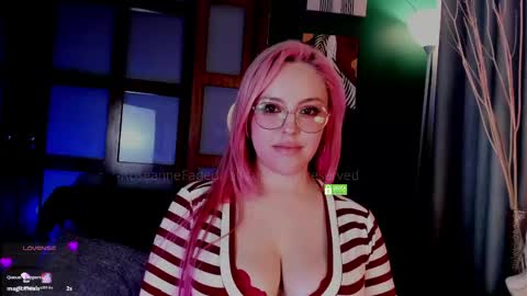 Snapshot of theprincess_rosee chatting on May 6, 7:02 am Rosie online show from May 6, 7:02 am