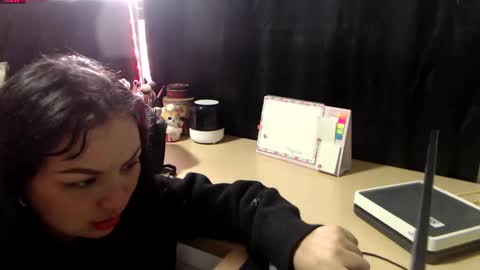 Sara online show from March 30, 1:34 pm