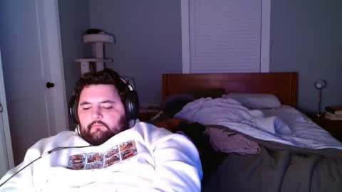 Snapshot of therayth chatting on December 17, 3:56 am therayth online show from December 17, 3:56 am