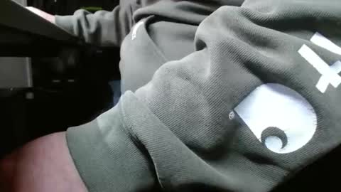 Snapshot of therayth chatting on January 7, 4:15 am therayth online show from January 7, 4:15 am