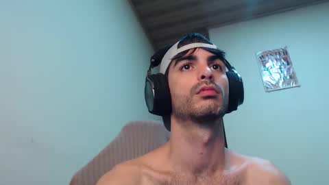 Santiago Enrique online show from November 12, 4:46 am