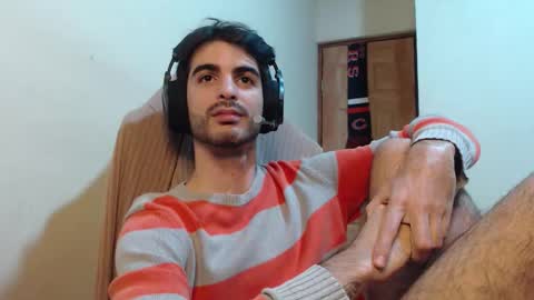 Santiago Enrique online show from December 5, 6:22 am