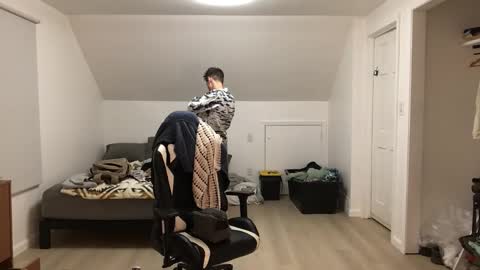 therealdylansdick online show from December 2, 6:19 am