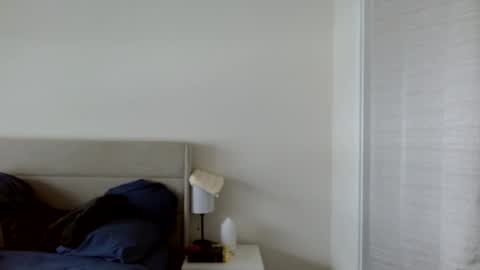 Snapshot of therealkingyoshi chatting on November 6, 7:04 pm Yoshi online show from November 6, 7:04 pm