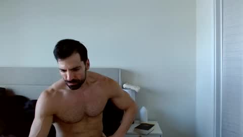 Snapshot of therealkingyoshi chatting on November 17, 6:14 pm Yoshi online show from November 17, 6:14 pm