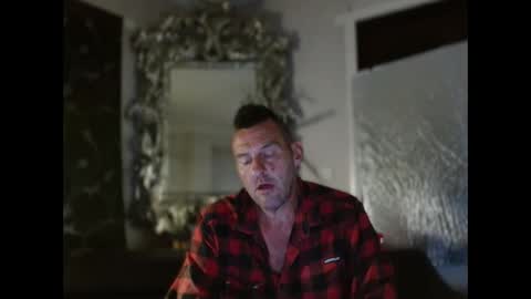 Snapshot of therealkurva4u chatting on September 29, 12:21 pm therealkurva4u online show from September 29, 12:21 pm