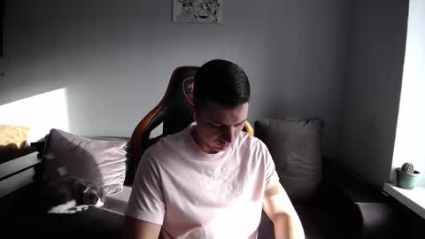 Nick   online show from October 12, 5:39 am