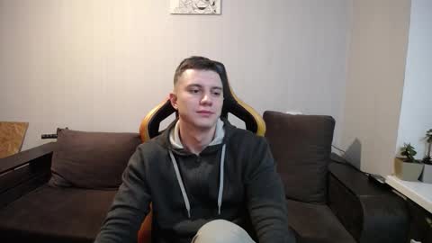 Snapshot of theroadtomars chatting on November 7, 10:10 pm Nick online show from November 7, 10:10 pm