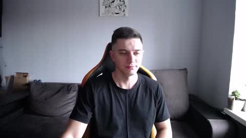 Snapshot of theroadtomars chatting on November 24, 11:43 am Nick online show from November 24, 11:43 am